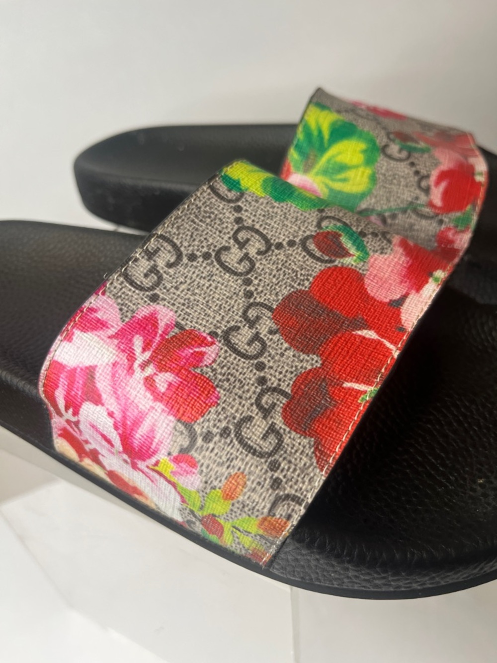 Gucci Floral Slide Sandals - Black with Multicolor Floral Strap - Picture 2 of 7